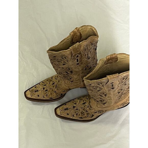 Corral Vintage Boot Women’s 6M Style A1970 Saddle Brushed Laser Brown Tan - Picture 16 of 16